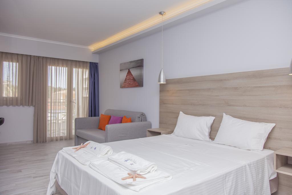 Aggelos Apartments & Deluxe Studios Nidhrion Rum bild